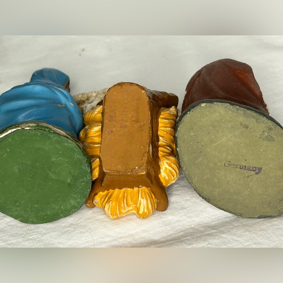 Vintage Nativity Made In Germany Some Figures in Italy, some unmarked 18 pieces - Picture 10 of 14